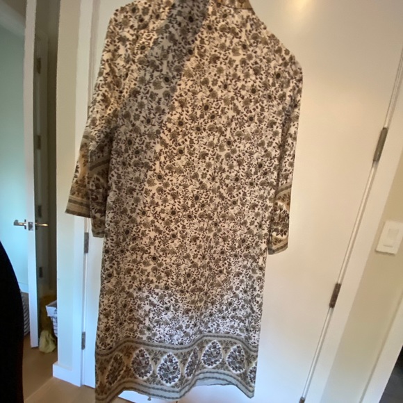 Dress - Picture 3 of 4